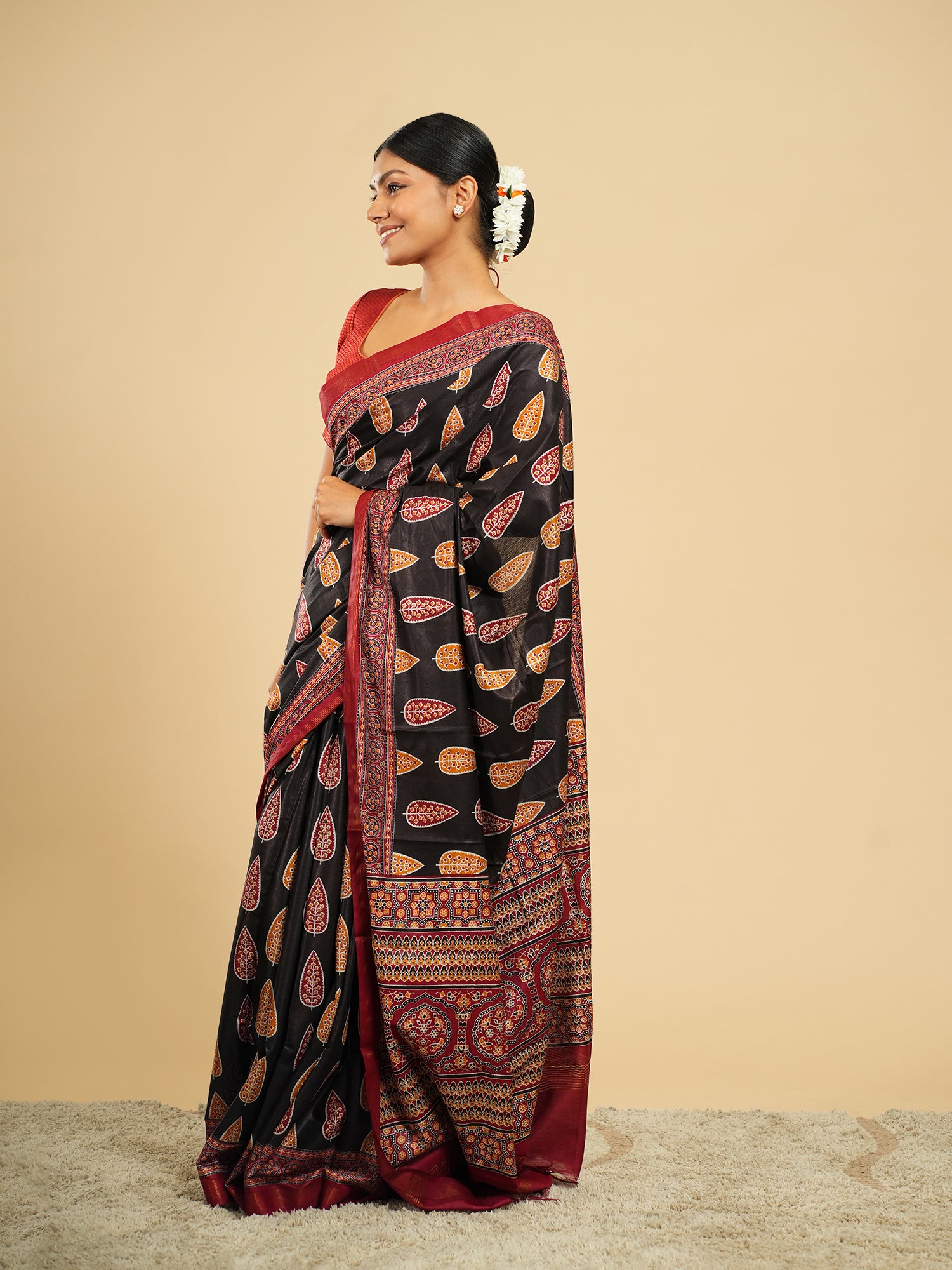 Raatri Modal Block Print Saree Noir Black