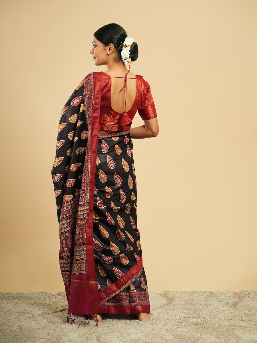Noir black Modal block-print saree, block motif close-up – Koshnika