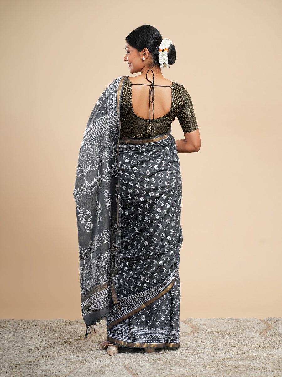 Charcoal grey Chanderi block-print saree, pallu detail – Koshnika