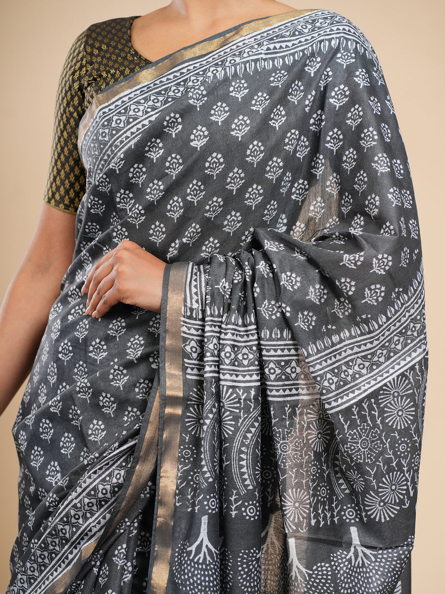Charcoal grey Chanderi block-print saree, fabric texture close-up – Koshnika