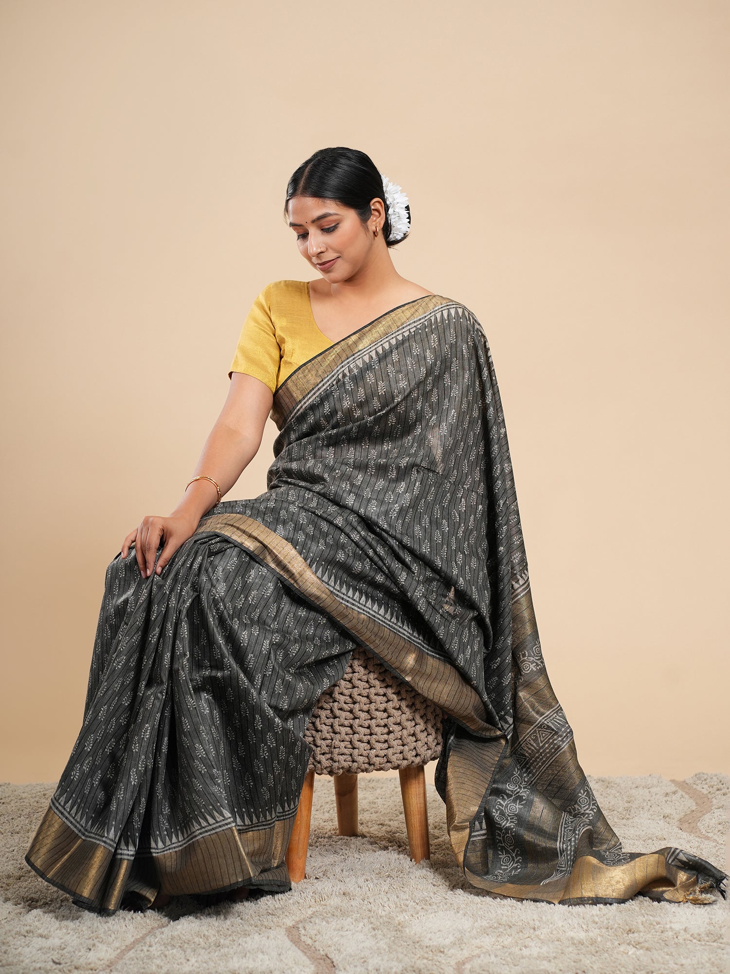 Vanyaa Zari Bamboo Silk Saree Charcoal Grey