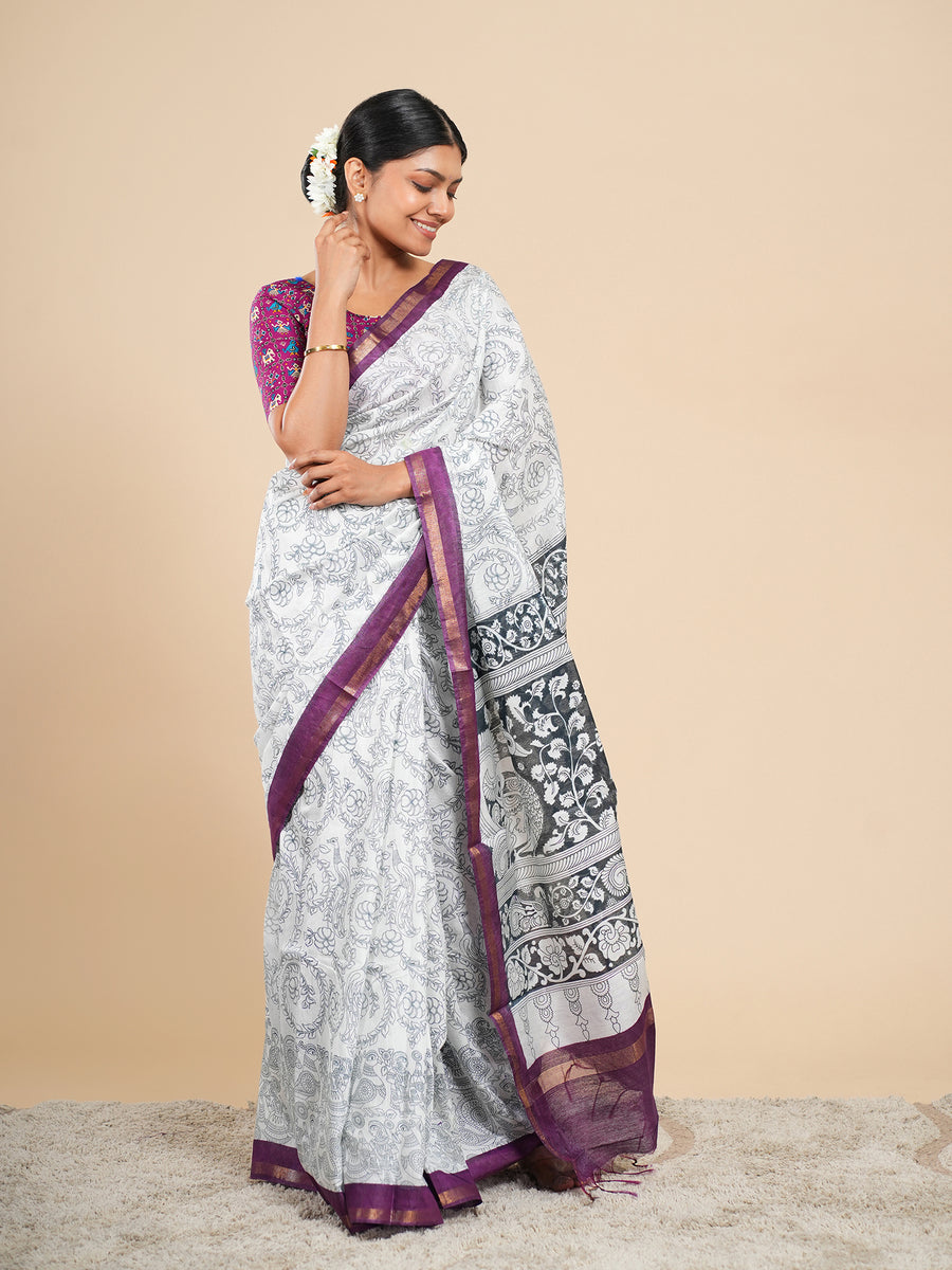 Off-white Chanderi pencil Kalamkari-print saree, fine line-art motif close-up – Koshnika