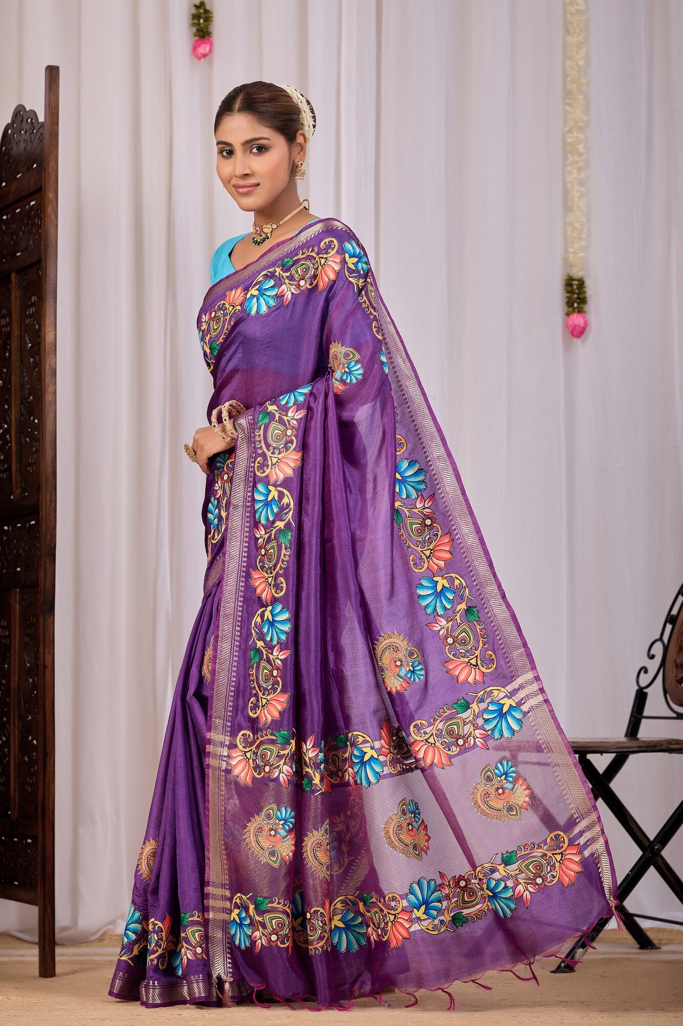 Kalika Grape Purple Banana Silk Saree — pallu detail