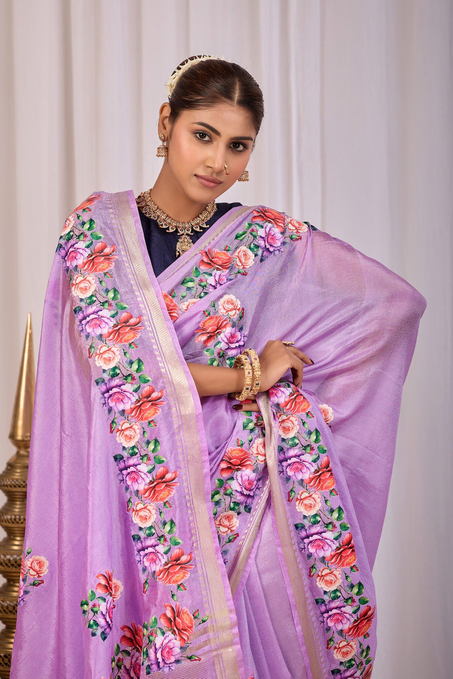 Malvi Lavender Banana Silk Saree — fabric detail