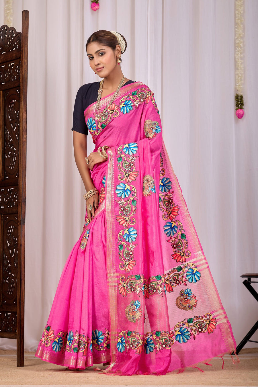 Rohini Fuchsia Pink Banana Silk Saree — pallu detail